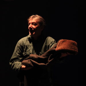 the coat - Το Παλτό the coat - Το Παλτό